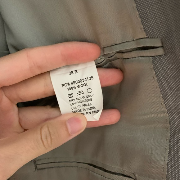 Great condition Calvin Klein suit - size on photos. - Picture 3 of 4